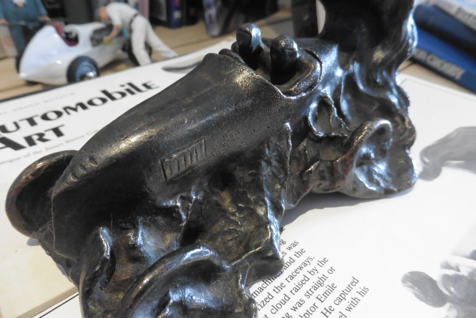 'Gabriel surs Mors' Bronze 'trophy' Paul Moreau-Vauthier